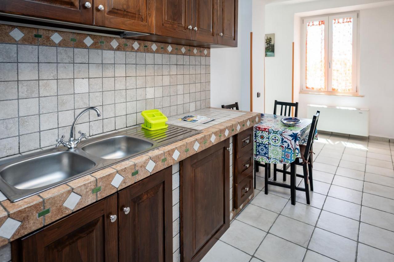 Casa Aniello Villa คาปริโอลิ ภายนอก รูปภาพ